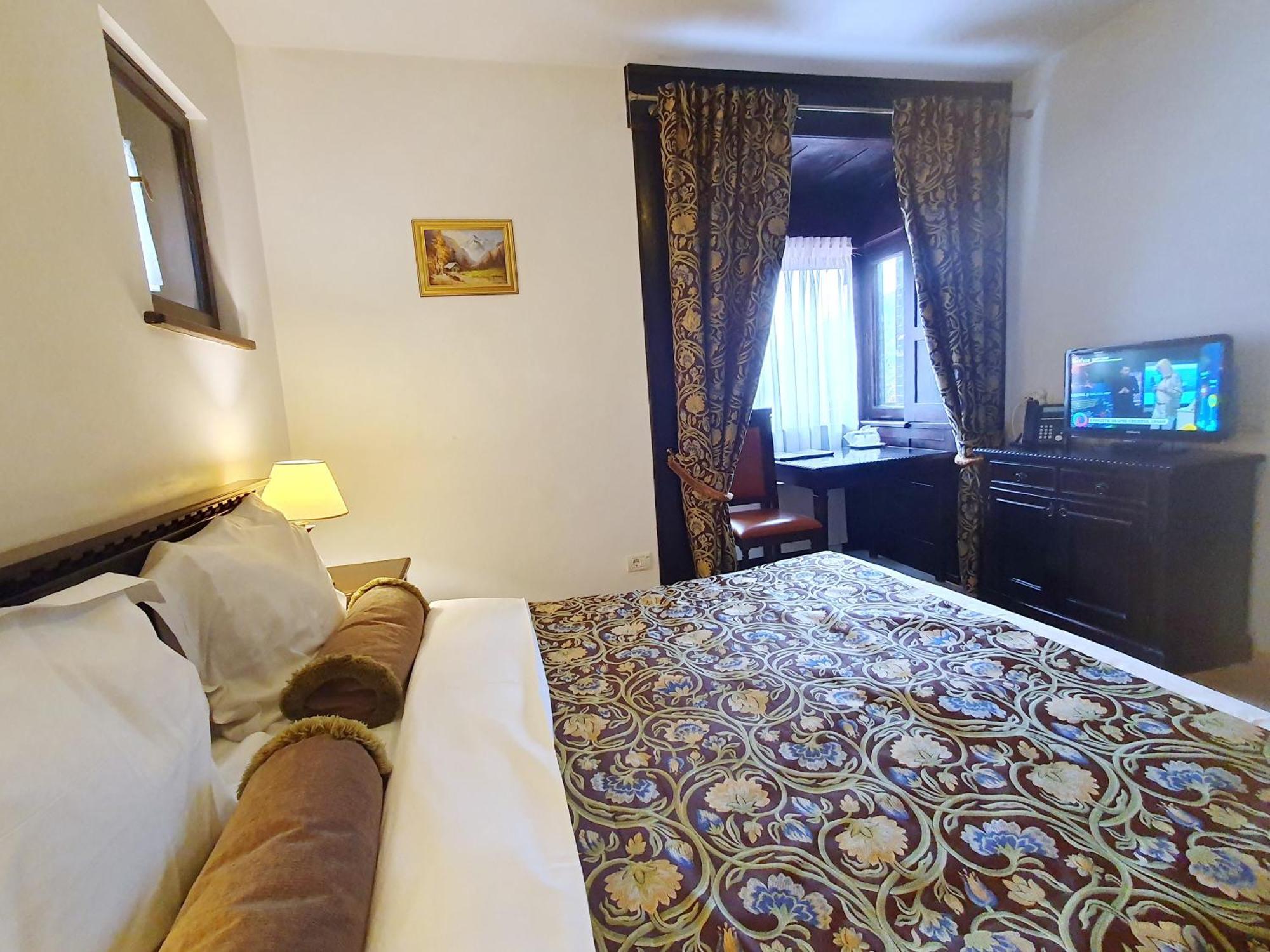 Vila Leonida - Resort Leonida Буштени Экстерьер фото