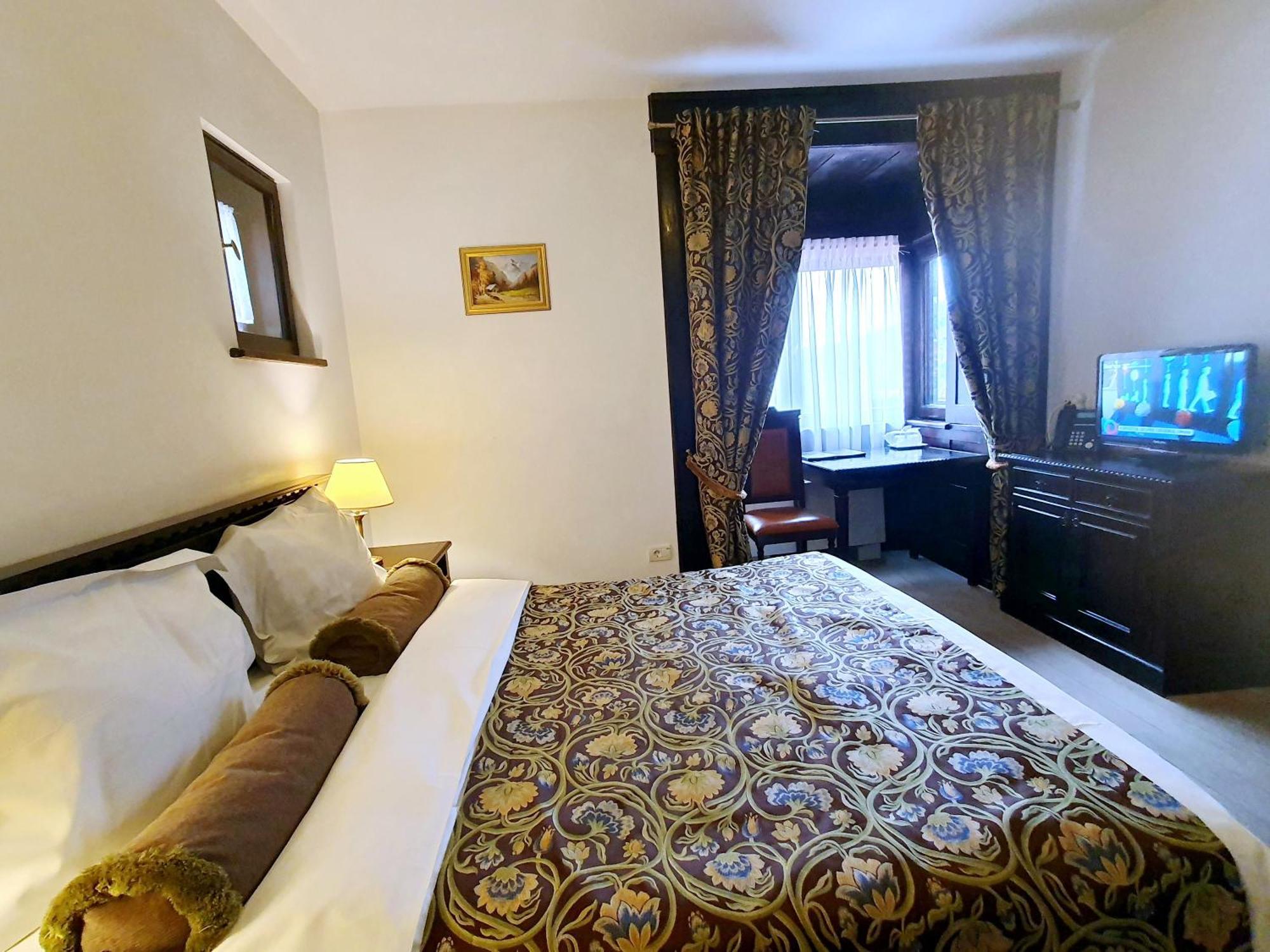 Vila Leonida - Resort Leonida Буштени Экстерьер фото