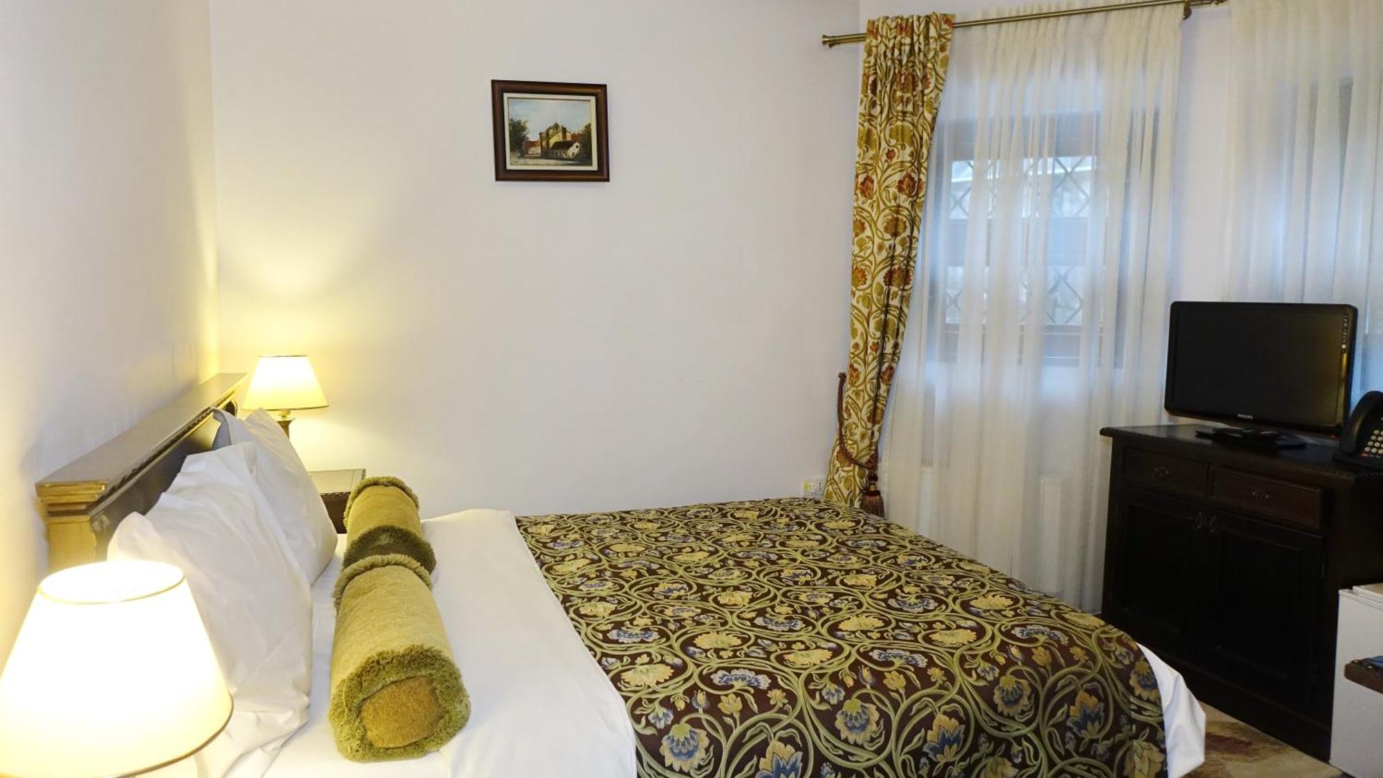 Vila Leonida - Resort Leonida Буштени Экстерьер фото