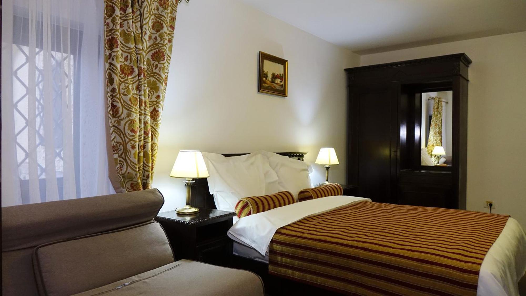 Vila Leonida - Resort Leonida Буштени Экстерьер фото