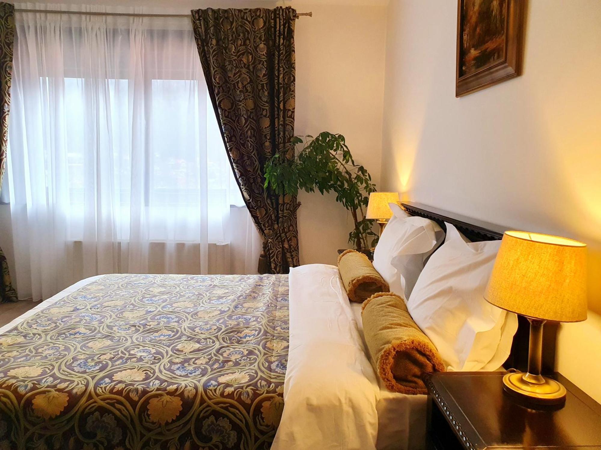 Vila Leonida - Resort Leonida Буштени Экстерьер фото