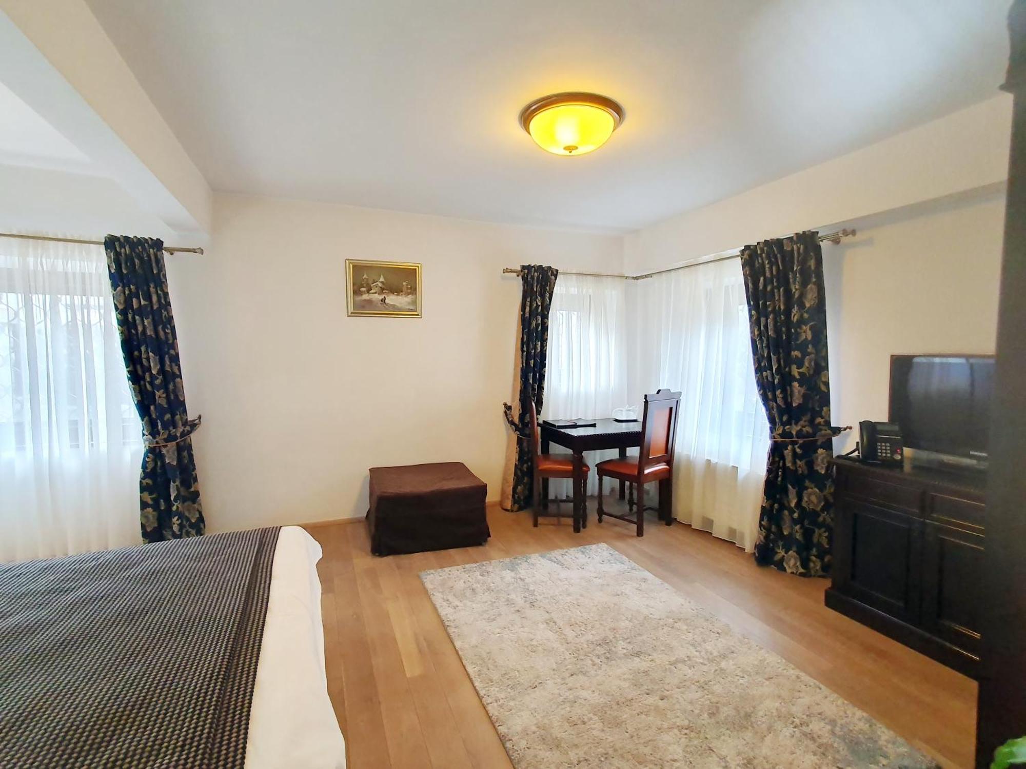 Vila Leonida - Resort Leonida Буштени Экстерьер фото